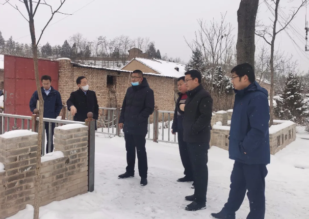 当好“四大员” 助力“五个化”——米兰网页版·官方端入口-米兰online(中国)
积极做好包抓共建村社文明创建工作(图2)